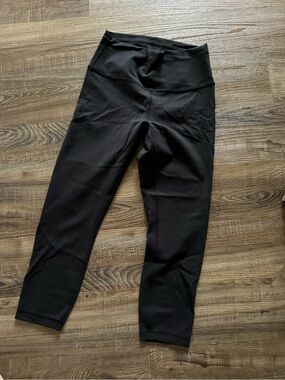 lululemon Wunder Train Black High-Rise Crop Leggings